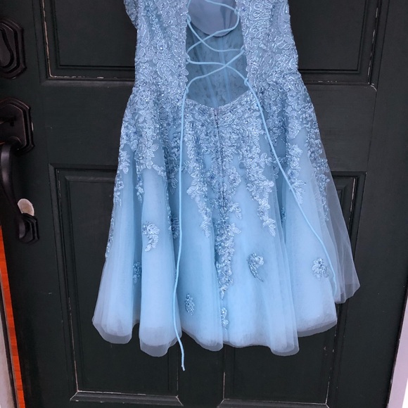 Fall/winter 2019 Sherri Hill Metallic lace Sz 4 - Picture 3 of 4